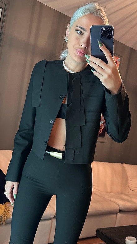 Monica Ceket