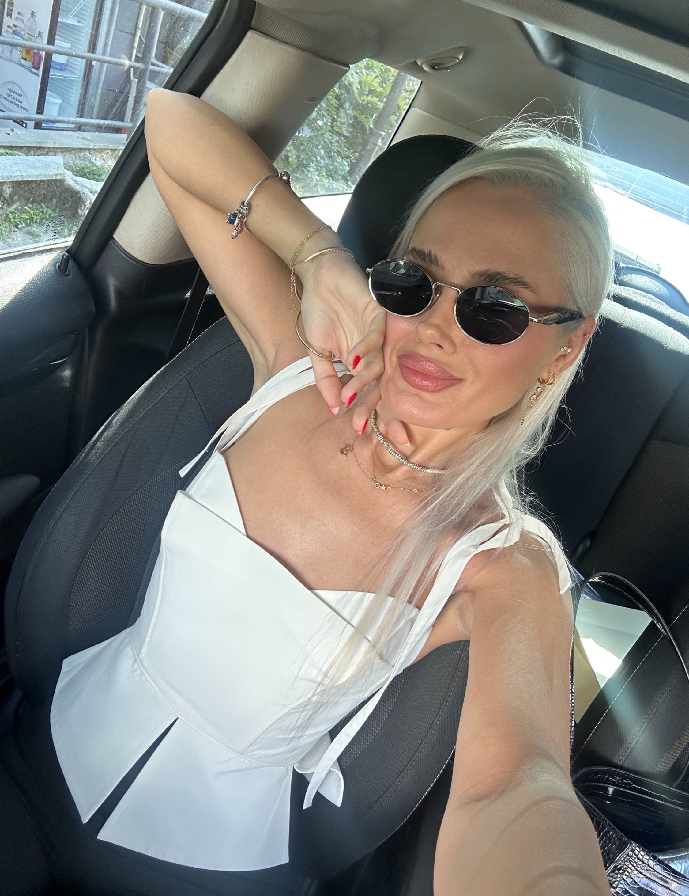 Facetune_16-06-2025-14-24-06_edited.jpg