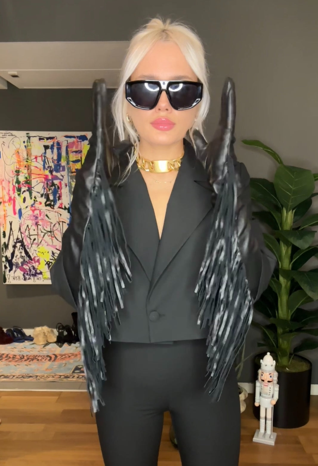 Truvakar Kol Crop Blazer